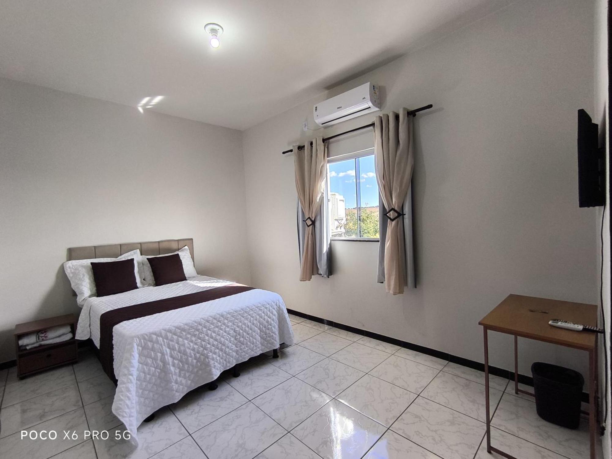 Hotel Almeida Correntina Екстер'єр фото
